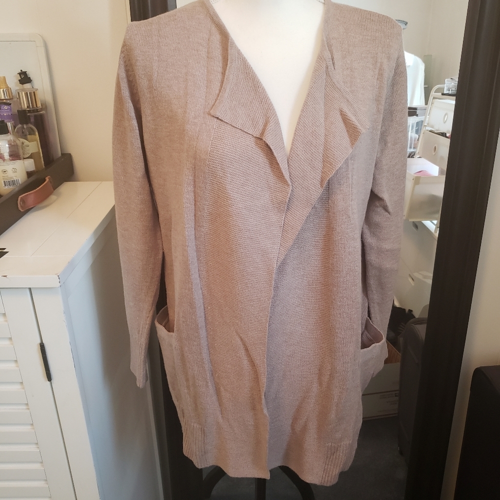 Banana Republic beige cardigan sweater